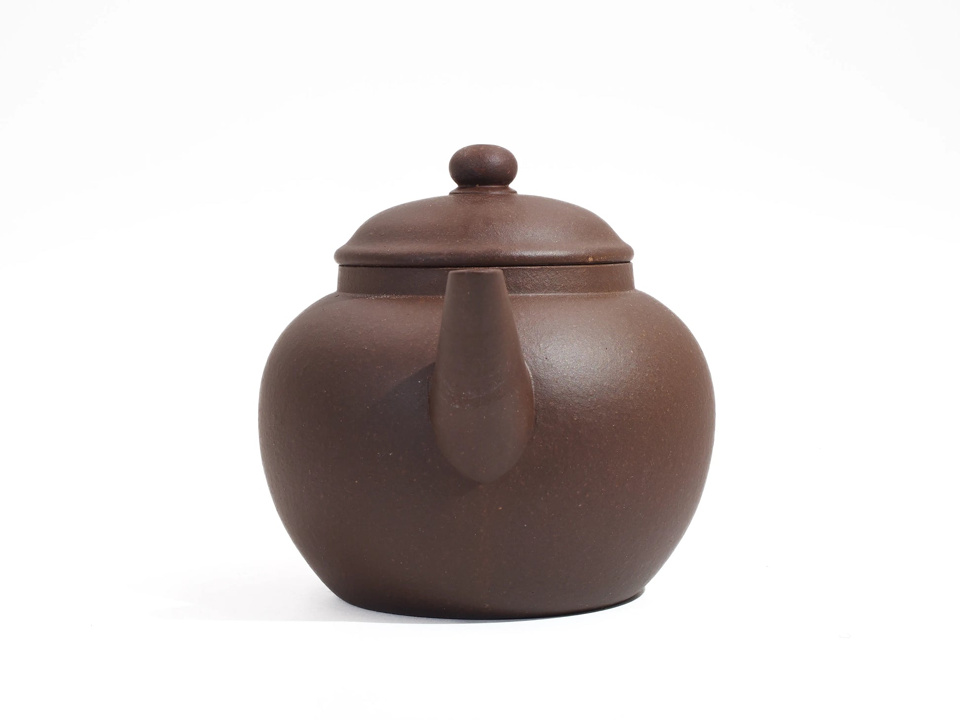 Front view of the Bronze Grade teapot, featuring the classic "Mo Yuan Zhai" spout and round body.
