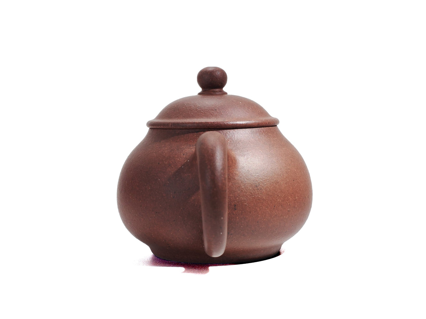 Back view showing handle of Cha Zhi Ji 逸公壶 Yixing teapot, 45ml, diamond grade clay
