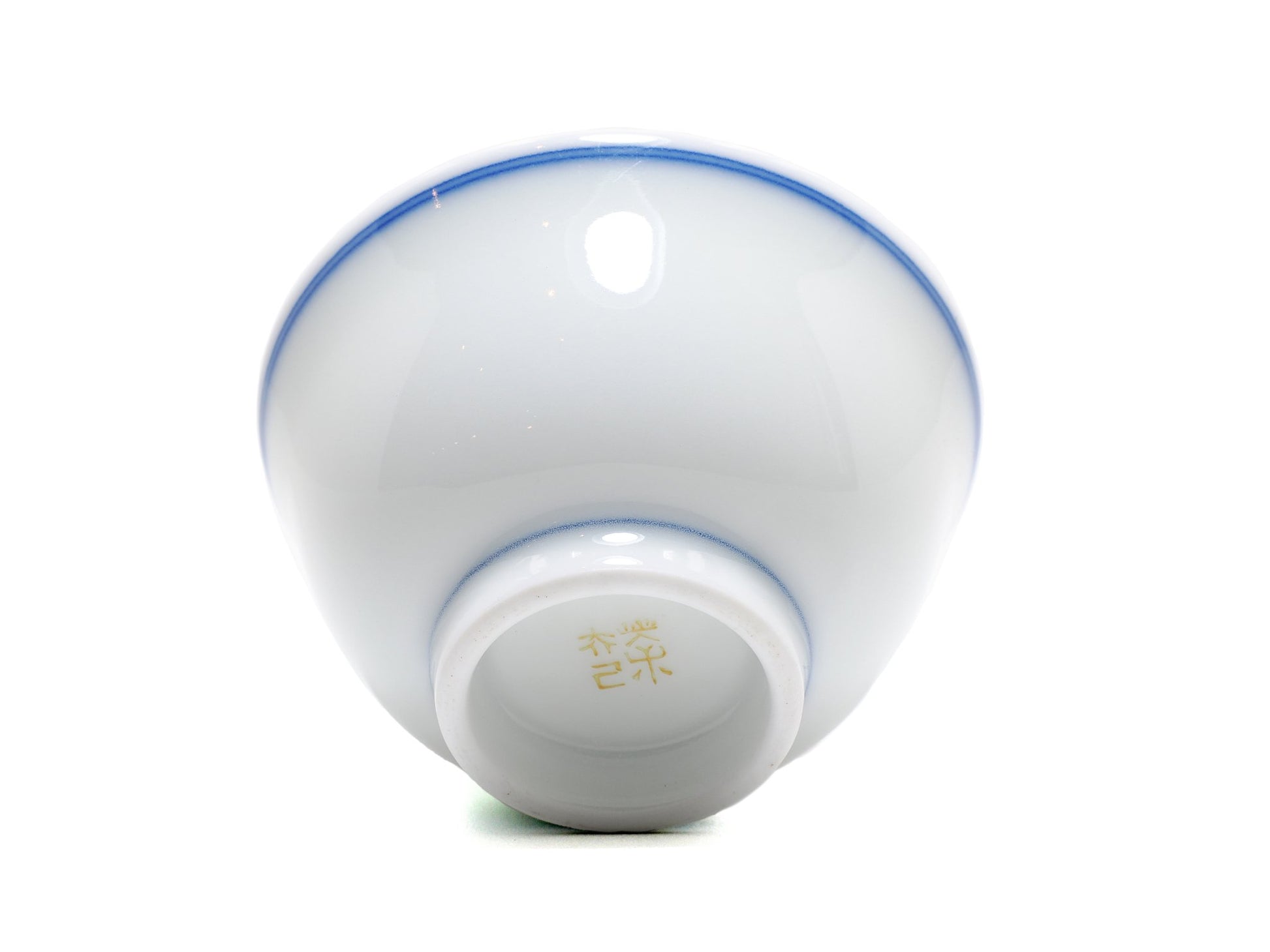 Bottom of Jingdezhen blue line teacup with Cha Zhi Ji mark on the foot