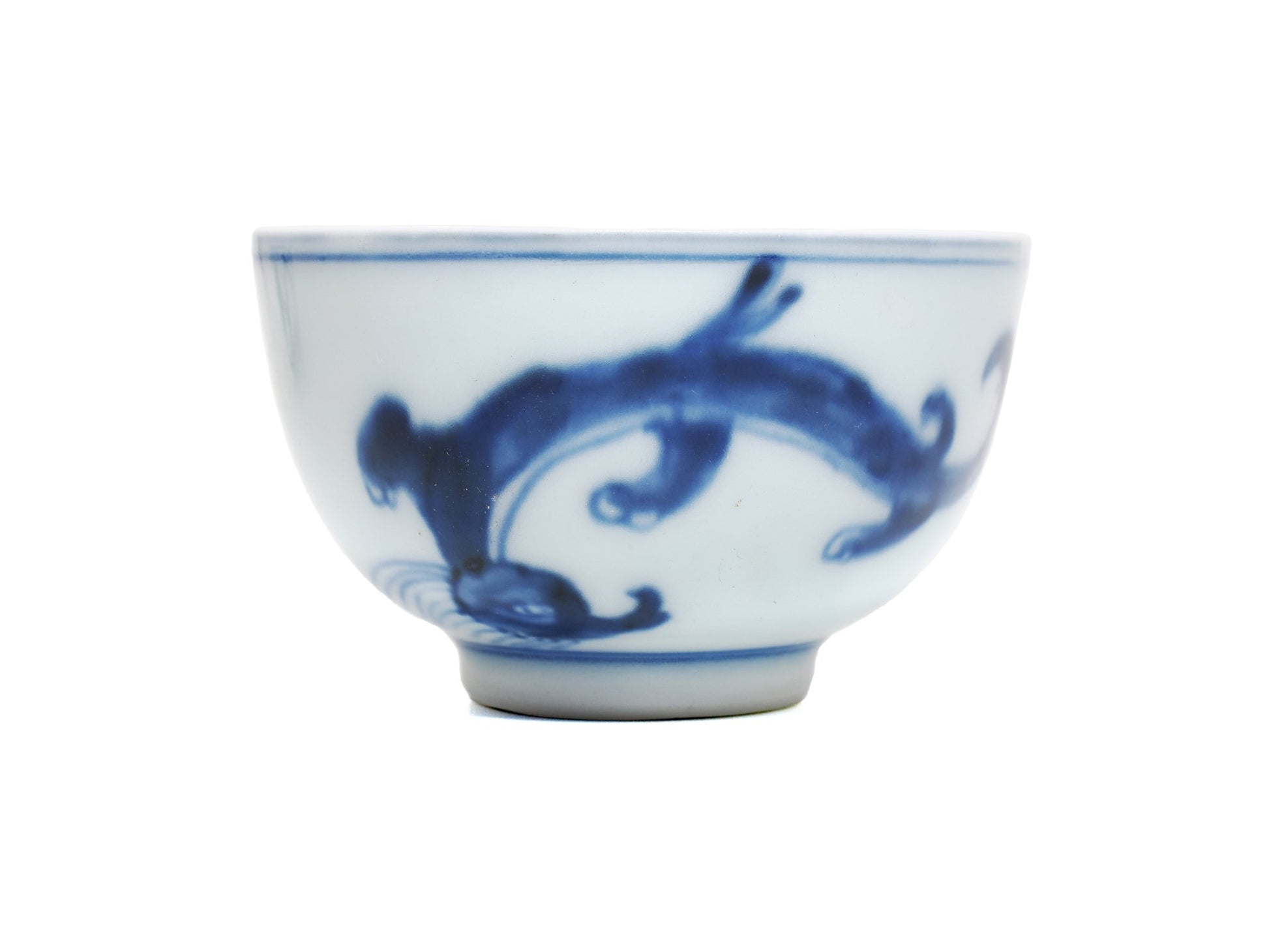 Front view of handmade 1980s Jingdezhen dragon motif teacup