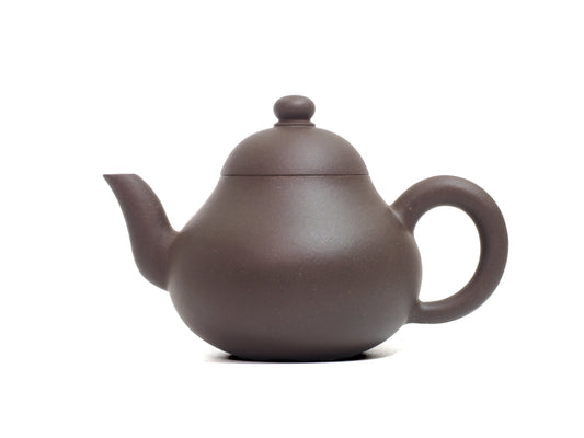 Side view of Li Xing Yixing Teapot 170ml in Bronze Grade Zisha clay