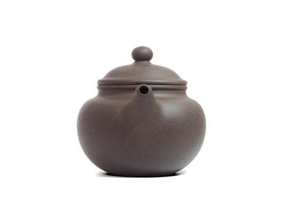 Front view of Lian Zi Yixing Teapot 190ml with rounded spout and dome lid