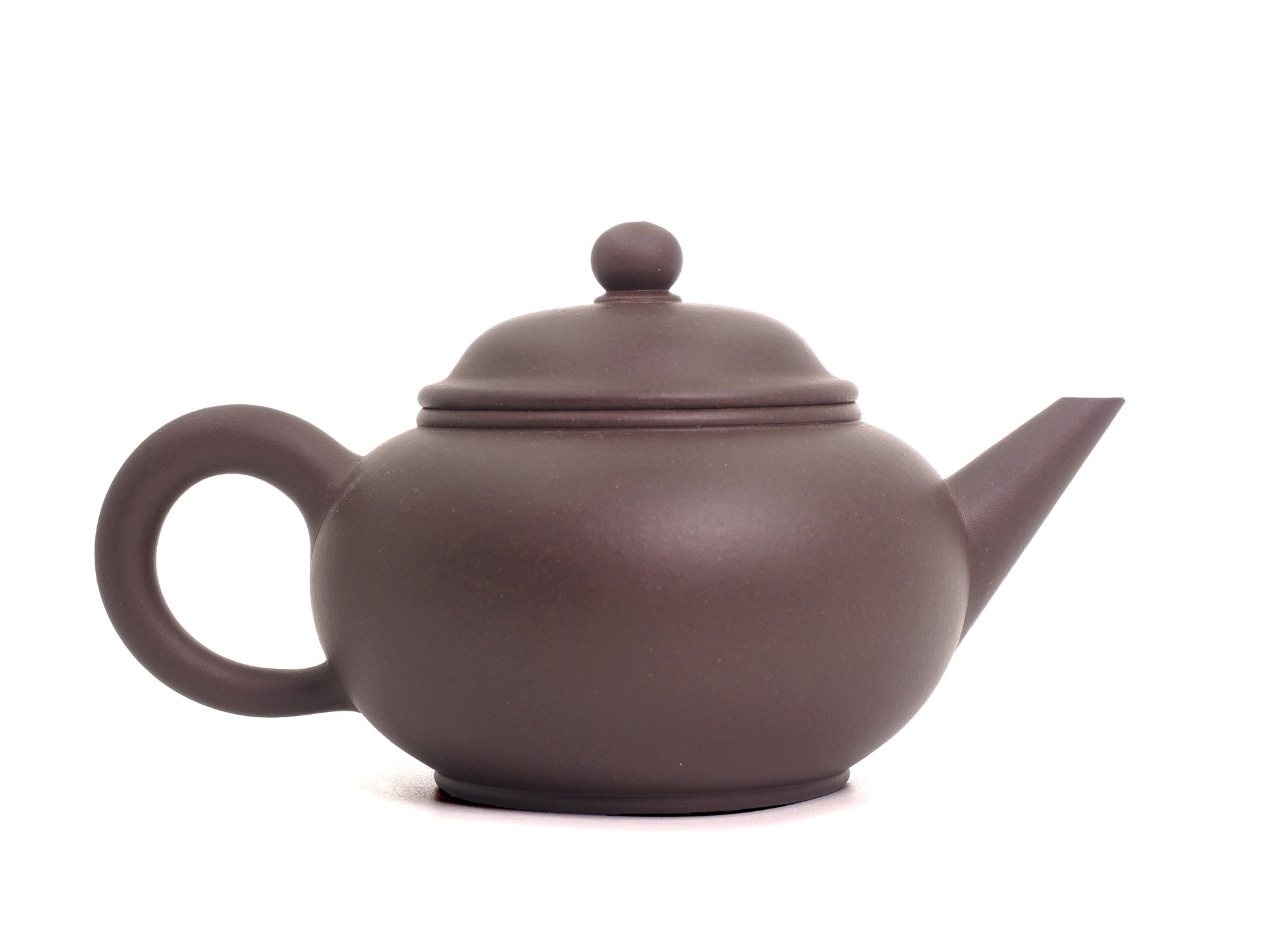 Right-side angle of 330ml Shui Ping Yixing Teapot – classic clay finish