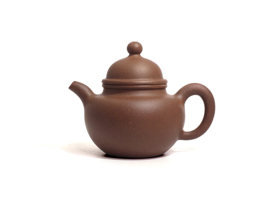 Angled front view of Duo Qiu Teapot